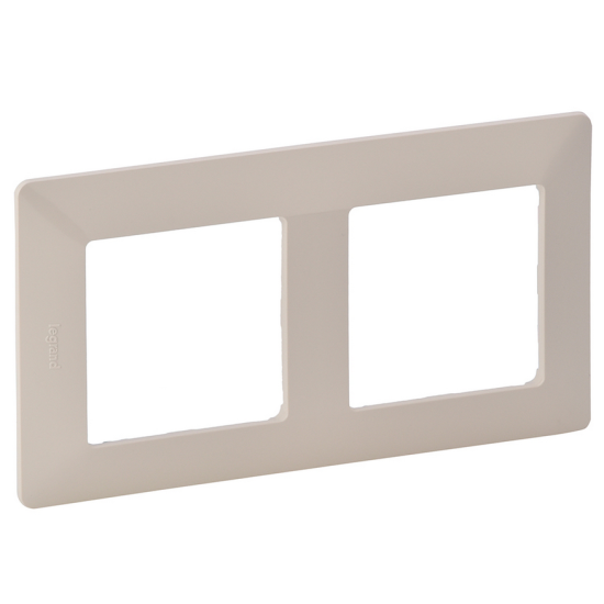Изображение Legrand из серии Valena Life 754042 цвета слоновой кости