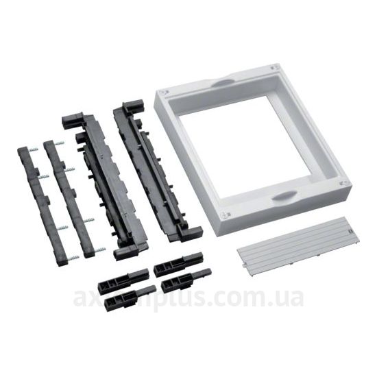 Вставка Hager Univers UE21E5 белого цвета