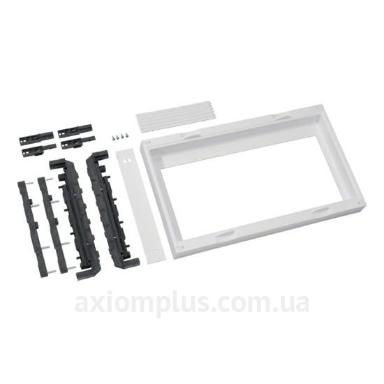 Вставка Hager Univers UE22E5 белого цвета
