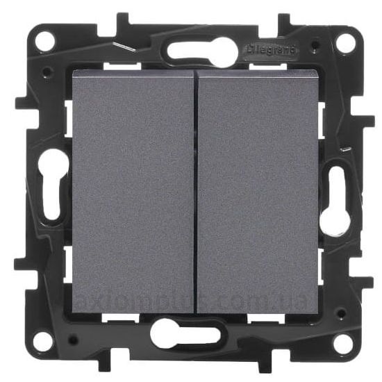 Фото Legrand серії Niloe Step 863305 алюмінієвого кольору
