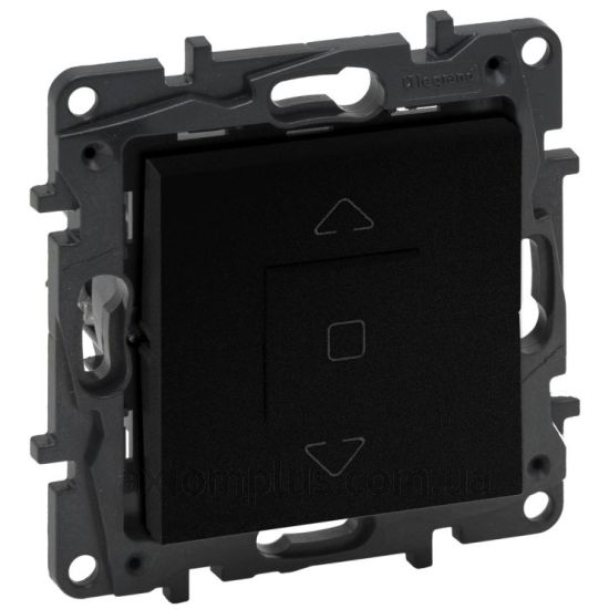 Изображение Legrand из серии Niloe Step 863544 черного цвета