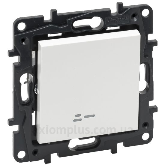 Фото Legrand з серії Niloe Step 863111 білого кольору