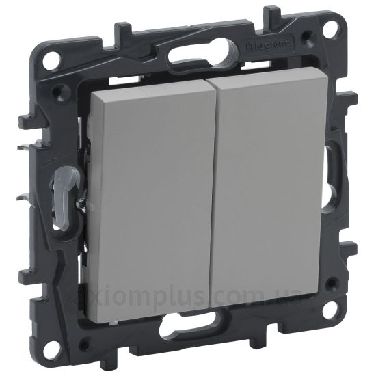 Фото Legrand серії Niloe Step 863308 алюмінієвого кольору