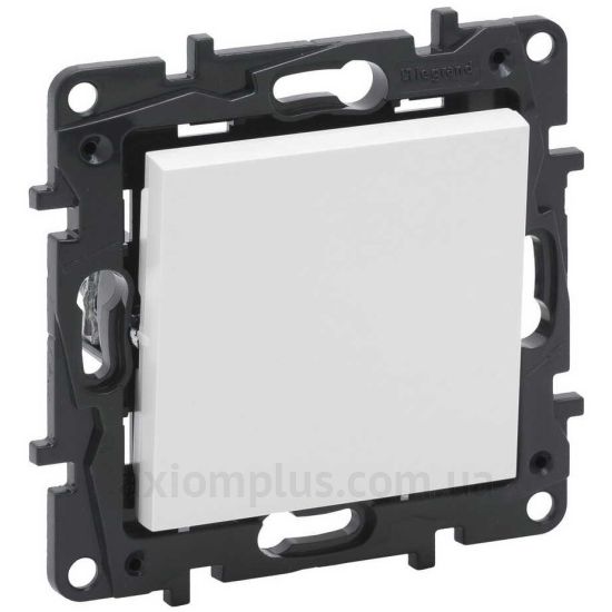 Изображение Legrand серии Niloe Step 863106 белого цвета