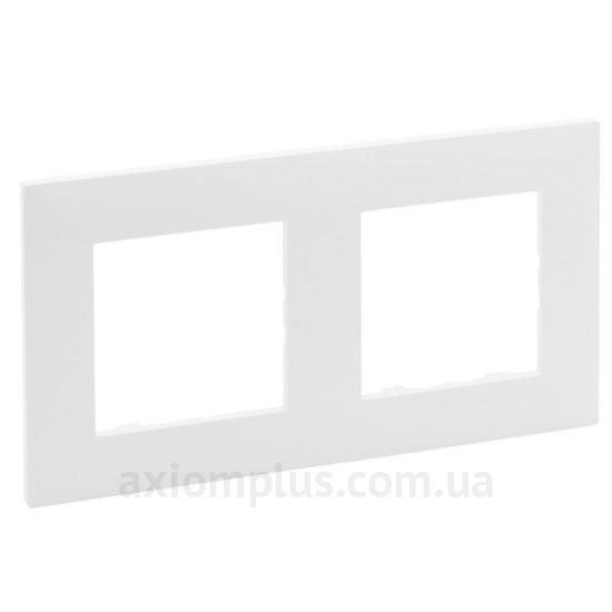 Фото Legrand серии Niloe Step 863192 белого цвета