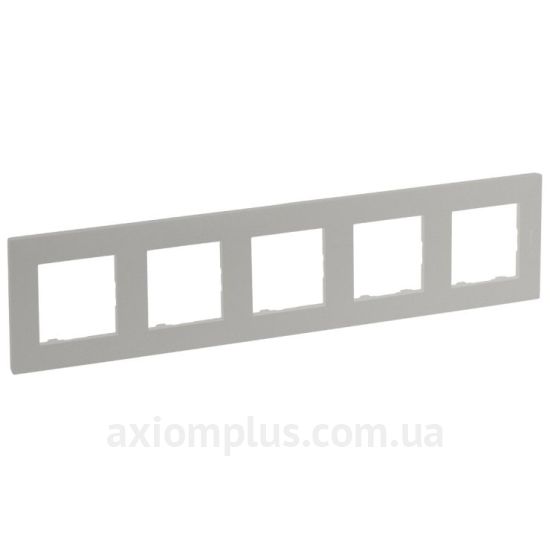 Фото Legrand из серии Niloe Step 863695 жемчужного цвета