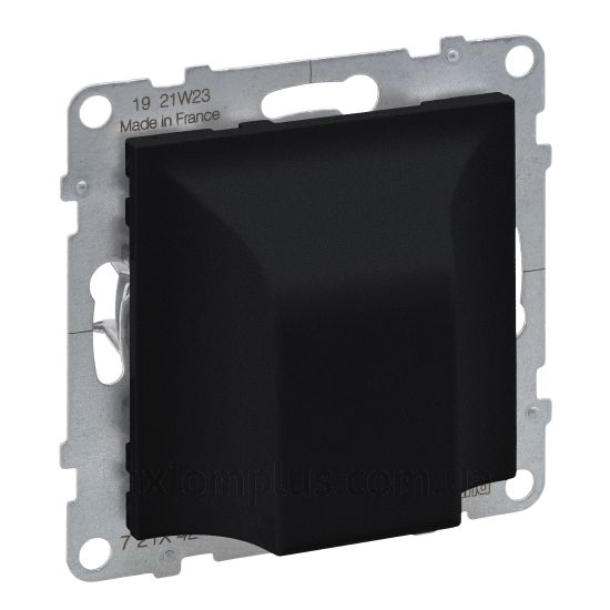 Фото Legrand из серии Suno 721442 черного цвета