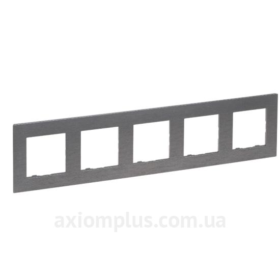Фото Legrand из серии Niloe Step 863995 стального цвета