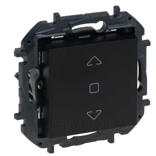 Фото Legrand из серии Niloe Step 863543B черного цвета