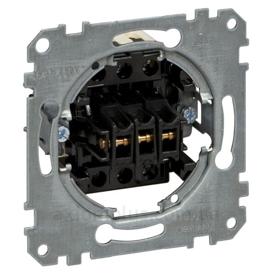 Фото Schneider Electric из серии M-Pure Ocean Plastic, Merten Aquadesign, Merten D-Antique, Merten D-Life, Merten System M-Elegance, Merten System M-Plan, Merten System M-Pure, Merten System M-Pure Decor MTN311900