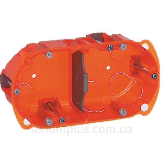 Оранжевый подрозетник Legrand Batibox (080102)