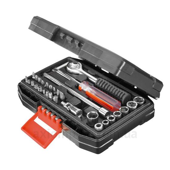 Фото набора инструментов Black&amp;Decker A7142в пластиковом кейсе черного цвета