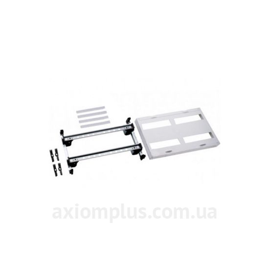 Вставка Hager Univers UD22B1 білого кольору
