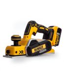 Бесщеточный аккумуляторный рубанок DeWALT DCP580P2 18В