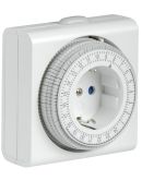 Розеточный таймер UEC РТМ-3 15хв-24г 16А IP20 (ERT-21-1-16-S-15-0-20-U)