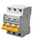 Автоматический выключатель UEC SB-M8 3P 10A D 4,5кA (MCB45-3-010-D)