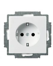 Розетка ABB Basic 55 2CKA002011A6155 2300 EUC-94-507 с заземлением (альпийский белый)
