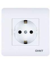 Розетка Chint NEW3 с заземлением белая (715389)