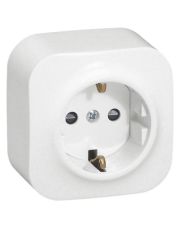 Розетка 2К+З Legrand Forix белая