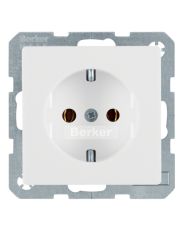 Розетка Berker Q.x 41436089 с винтовыми клеммами с заземлением (полярная белизна)