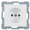 Розетка Berker Q.x 6167336089 с защитой контактов (полярная белизна)