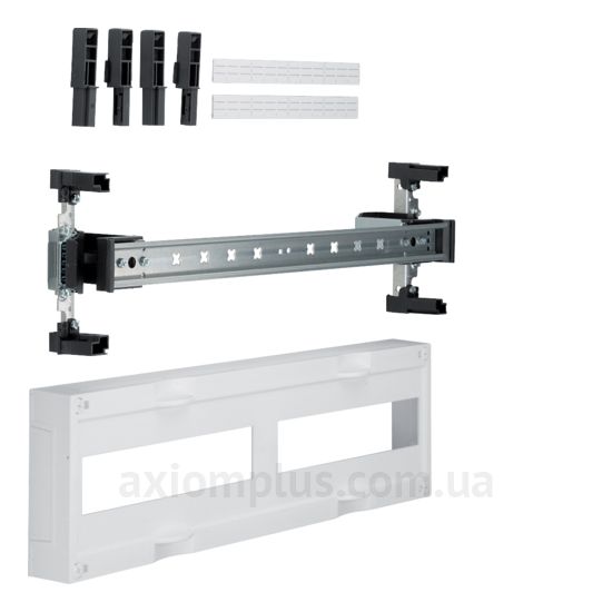 Вставка Hager Univers UD12B1 белого цвета