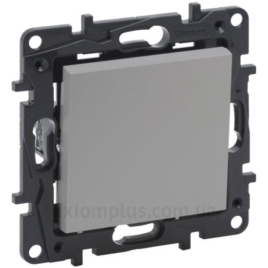 Фото Legrand серии Niloe Step 863301 цвета алюминий