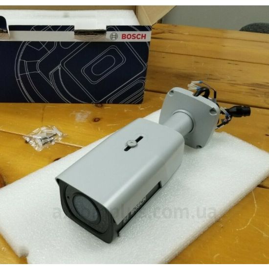 Dinion ip bullet 5000 hd top